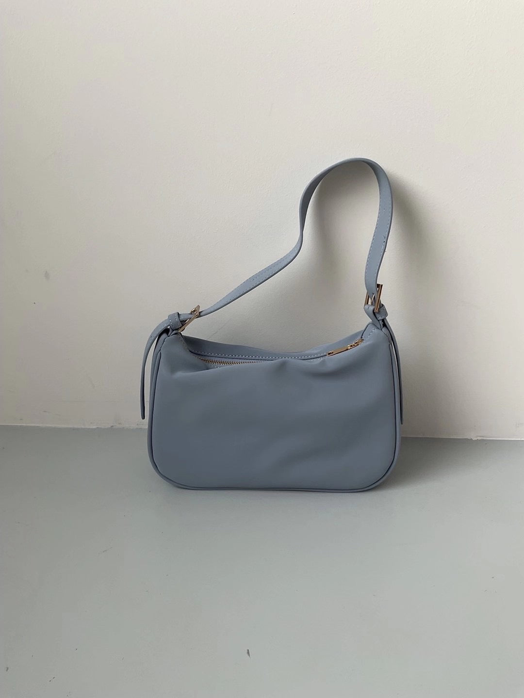 Piko Leather Zip Shoulder Bag