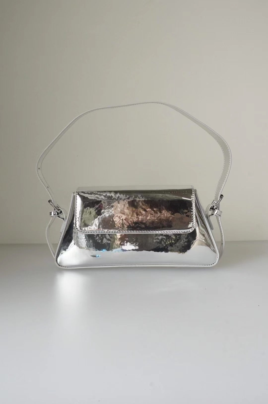 Silver In Lighting Shoulder Bag
