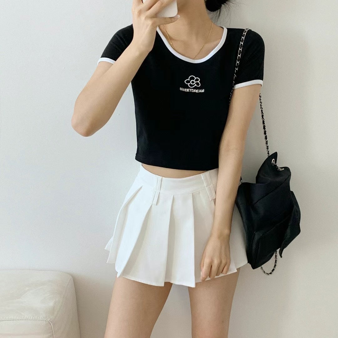 Sweet Dream Flower Crop Tee