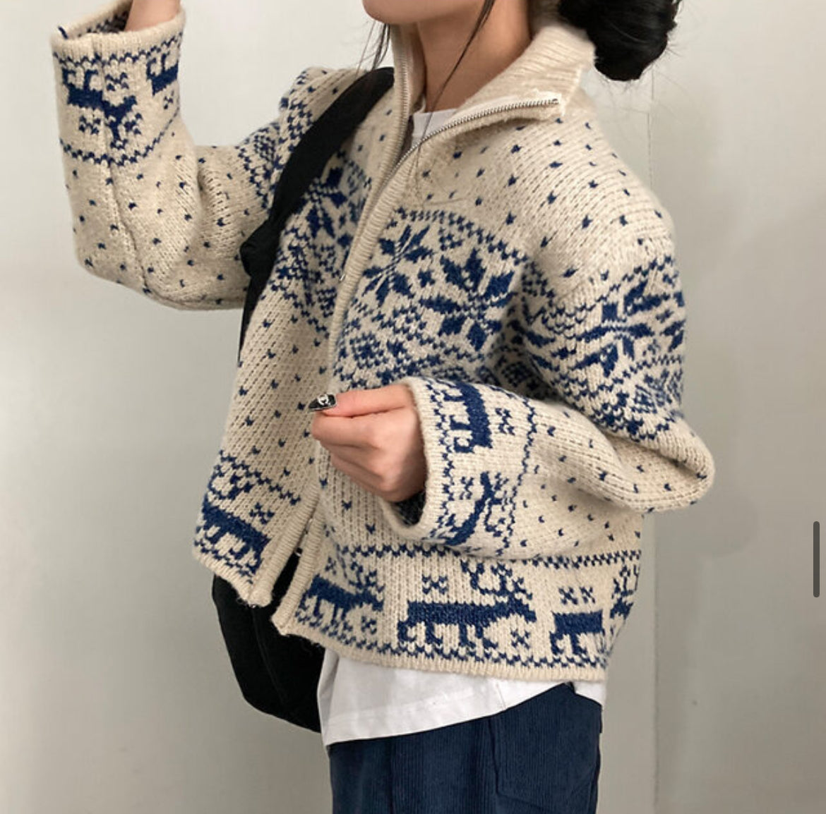 \超有feel/ 雪花點點拉鏈外套