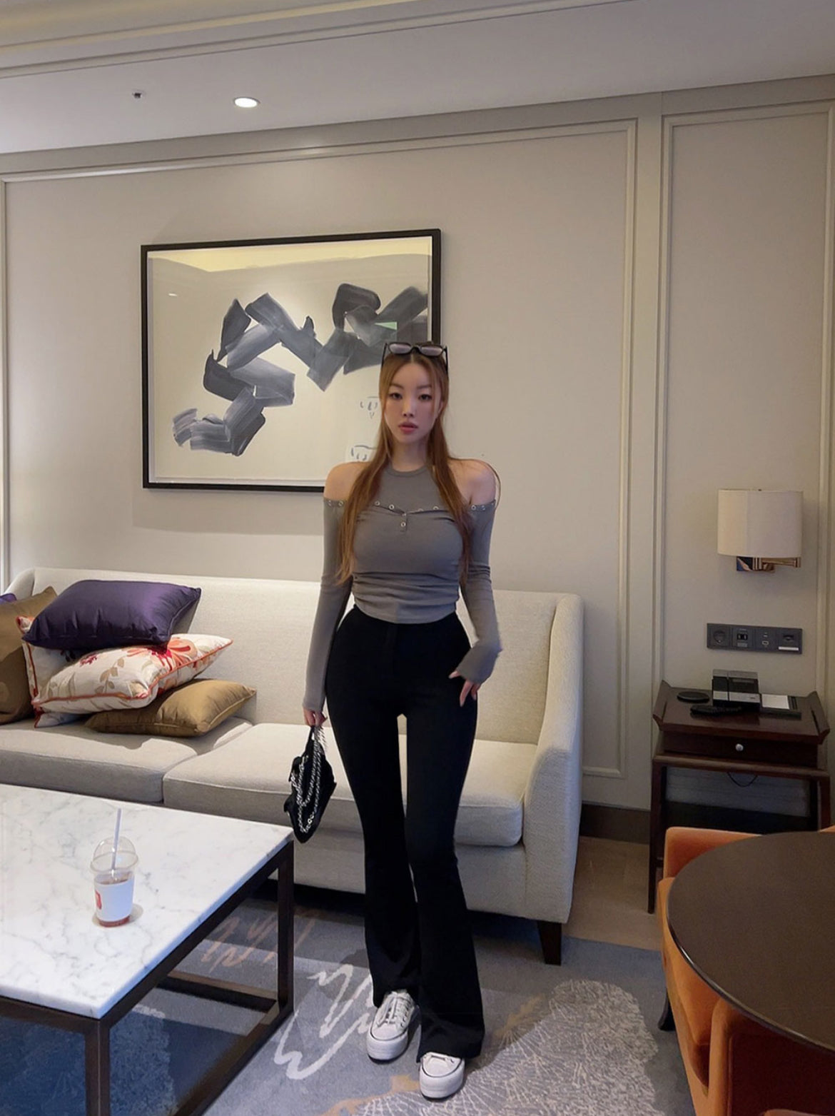 女人味滿滿🩶性感排鈕露肩Top