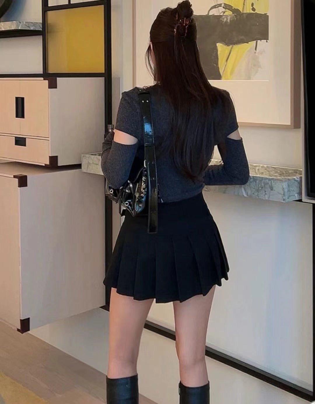 型格皮帶高腰百摺裙