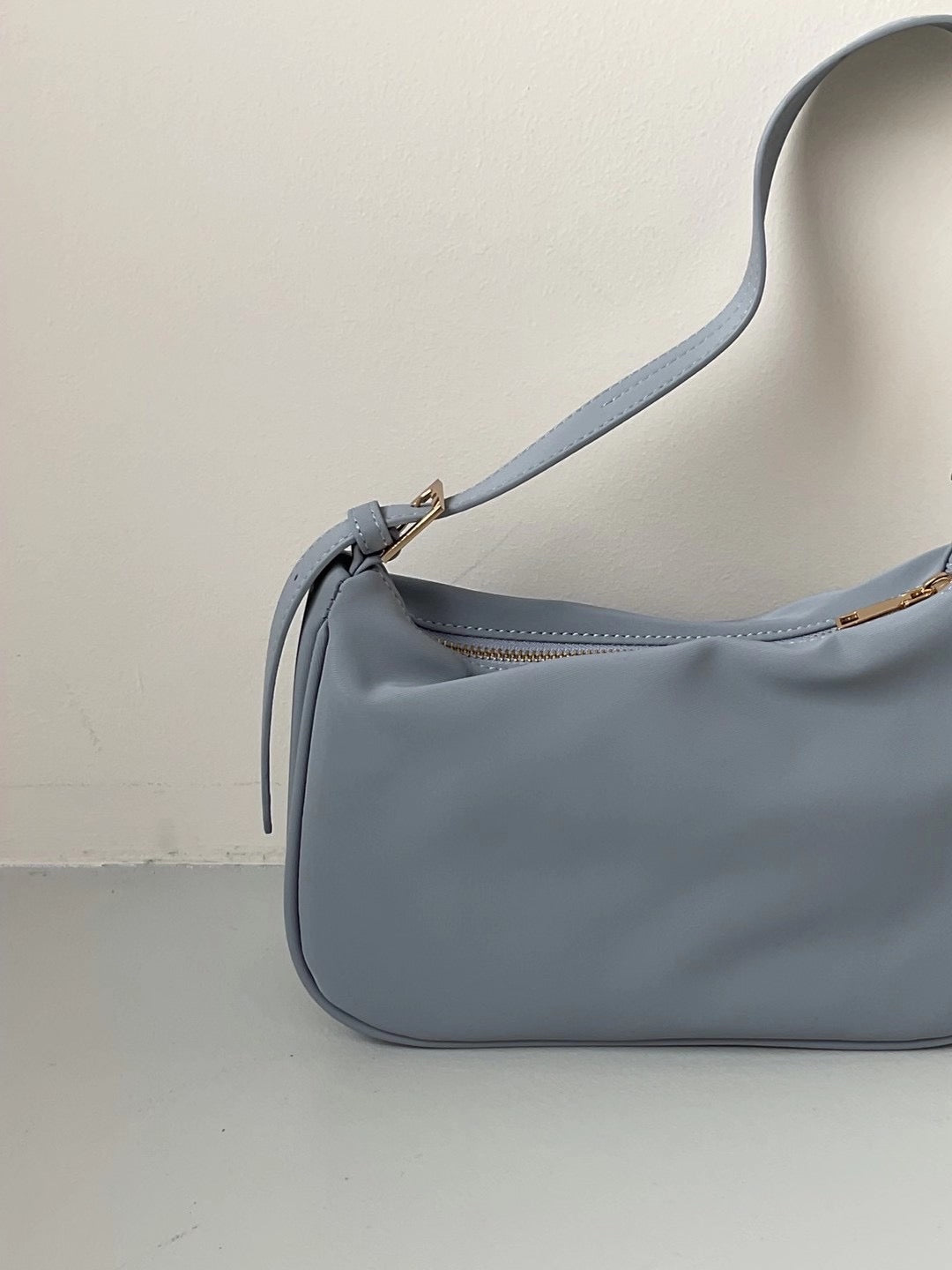 Piko Leather Zip Shoulder Bag