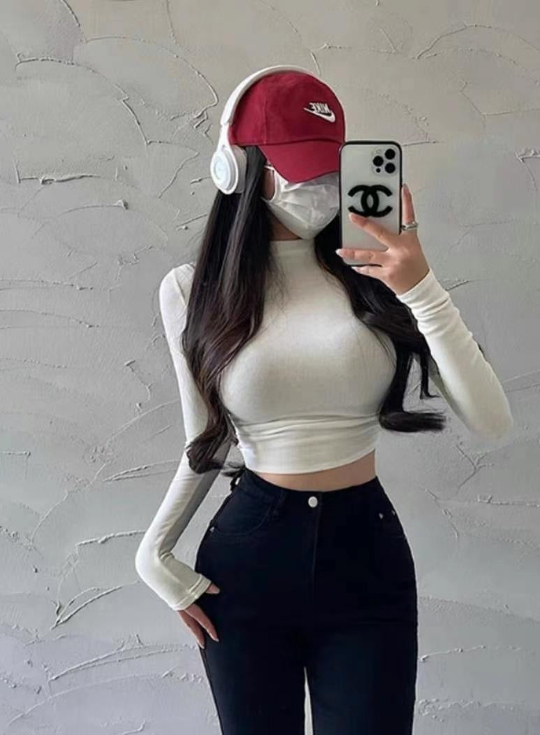 小心機大波波貼身抓皺Crop Top
