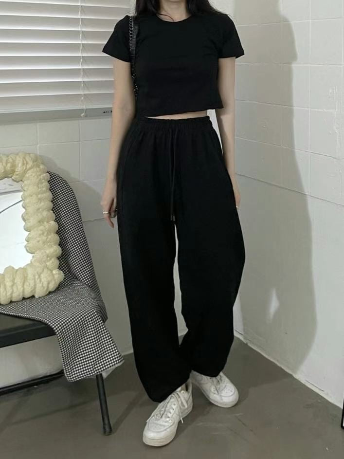 Basic Crop Tee