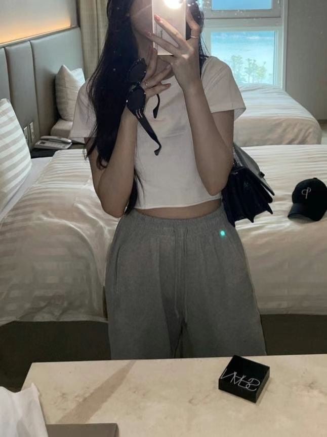 Basic Crop Tee