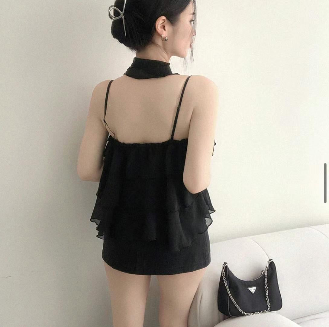 荷葉邊層次感吊帶Top