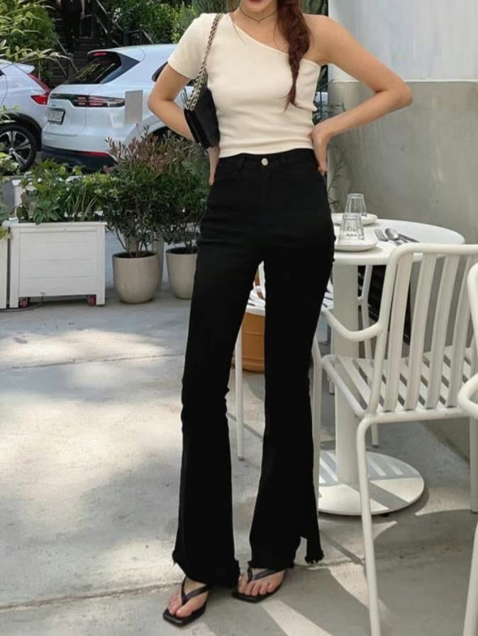 小性感斜肩Cutting Top