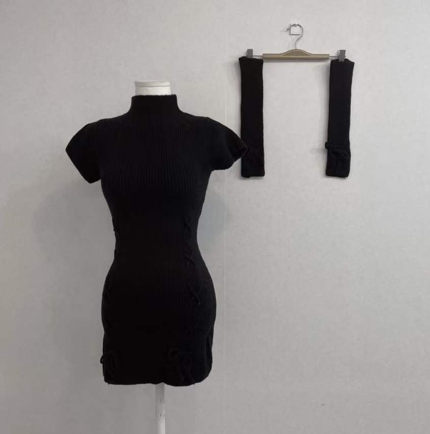 Cross Favor Knitting Dress