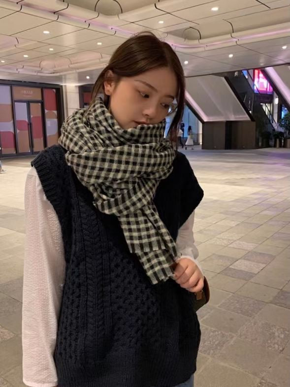White&Black Checked Scarf