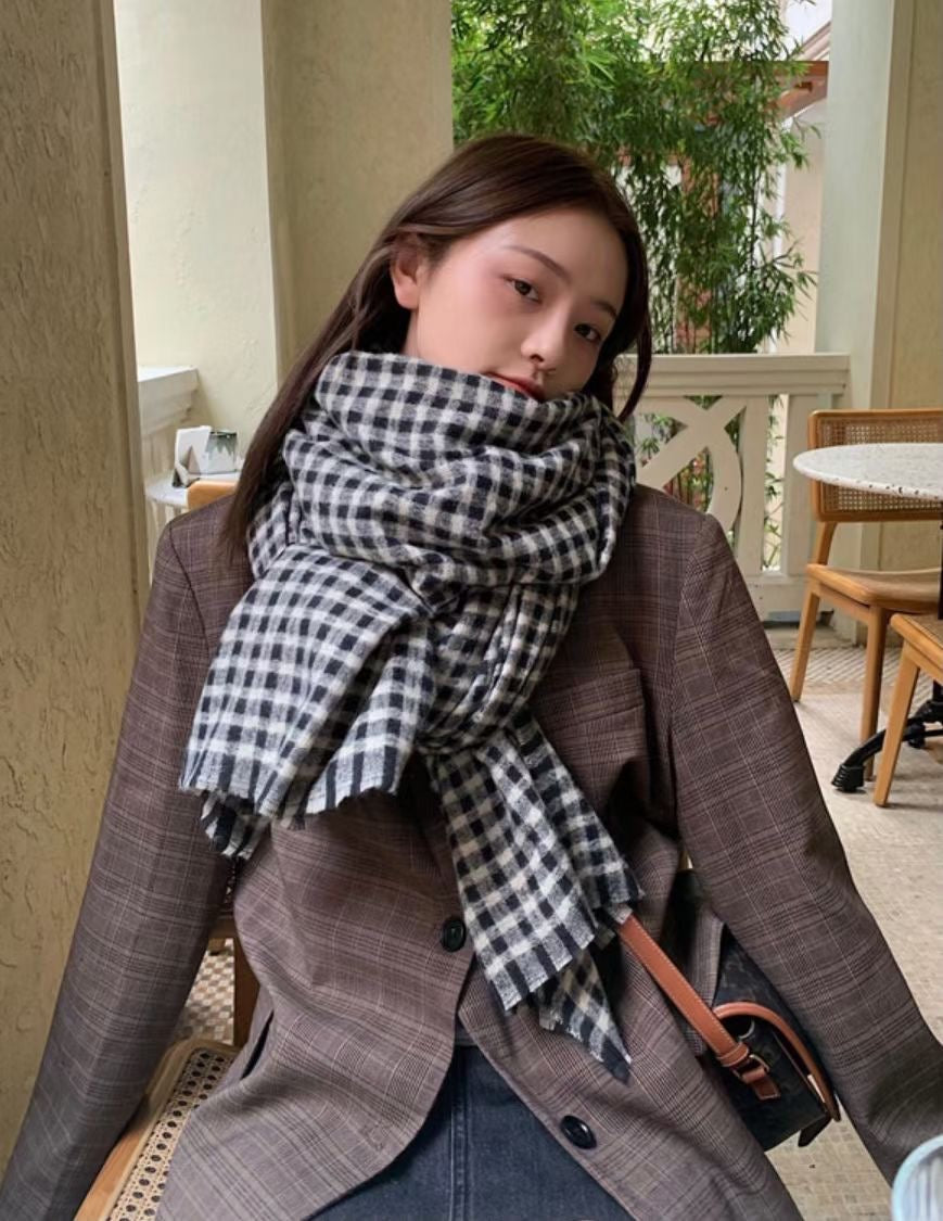 White&Black Checked Scarf