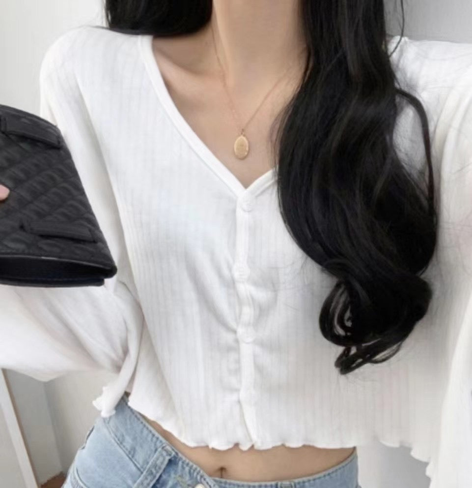 純棉木耳邊鈕扣Crop Top