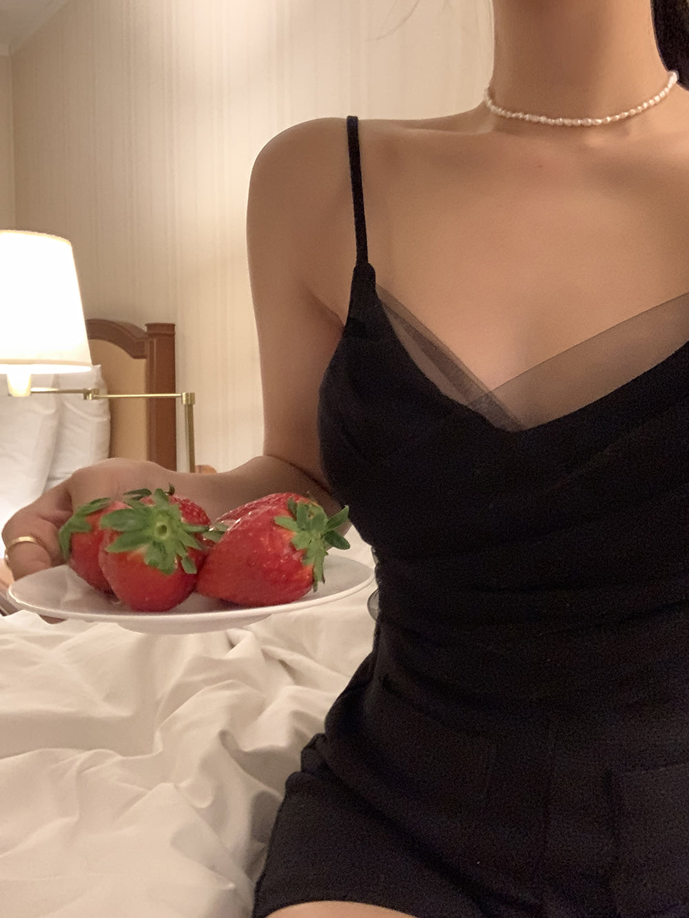 浪漫性感薄紗吊帶背心