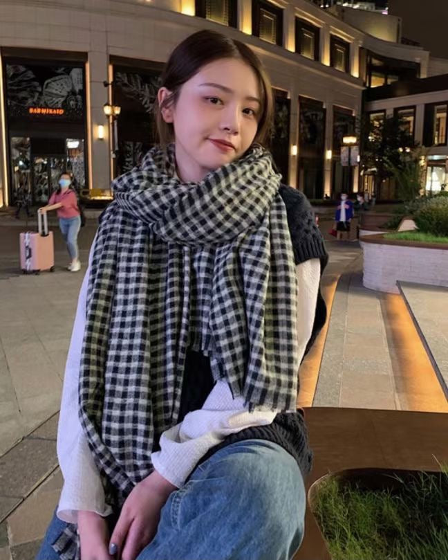 White&Black Checked Scarf