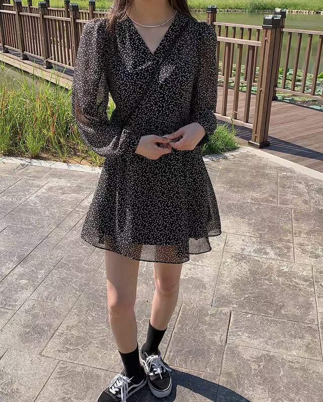 V neck Mini Floral Dress