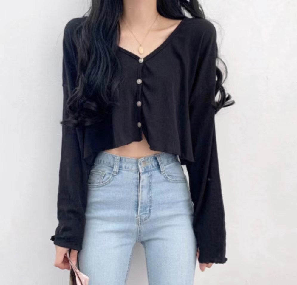 純棉木耳邊鈕扣Crop Top