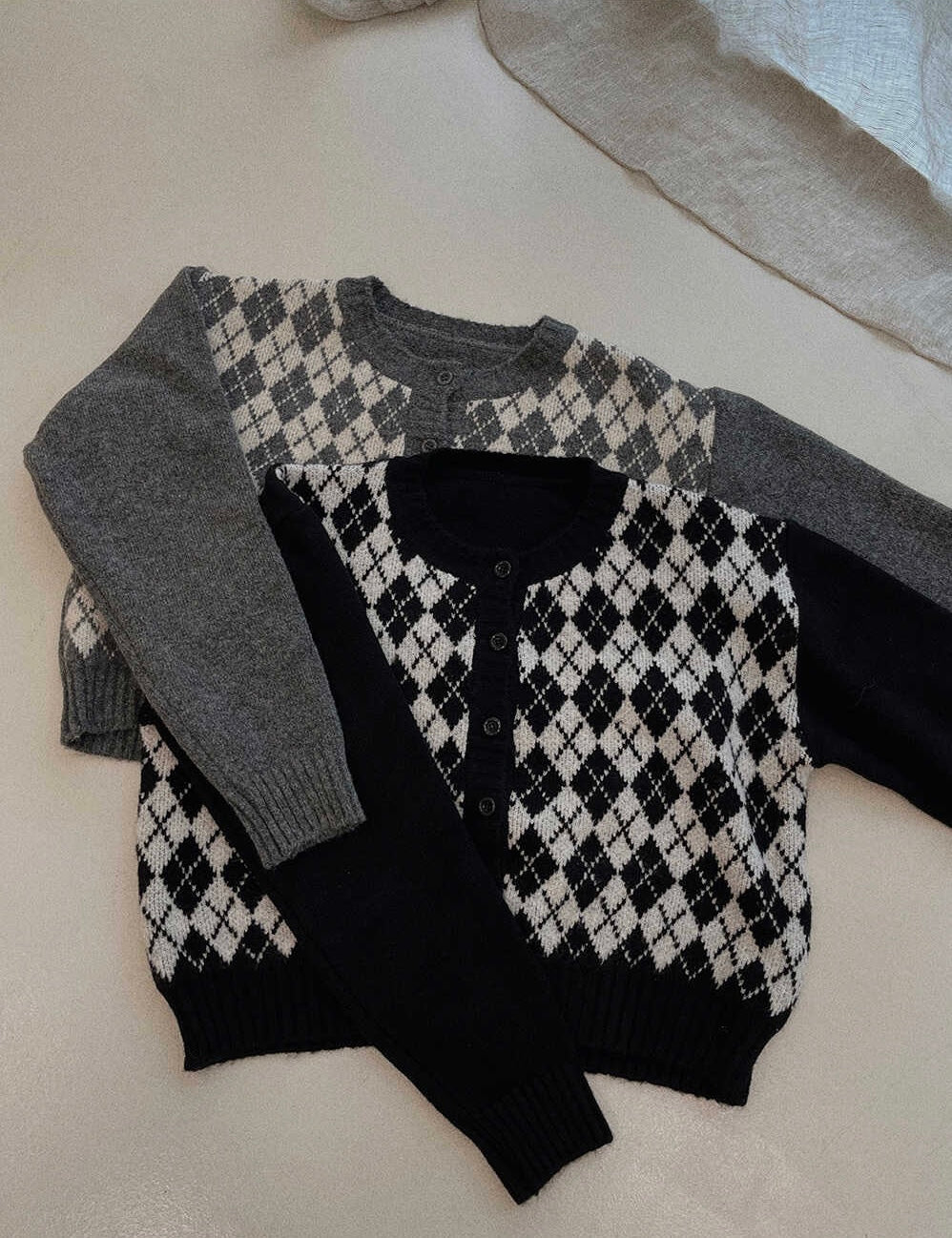 學院風菱格紋Cardigans