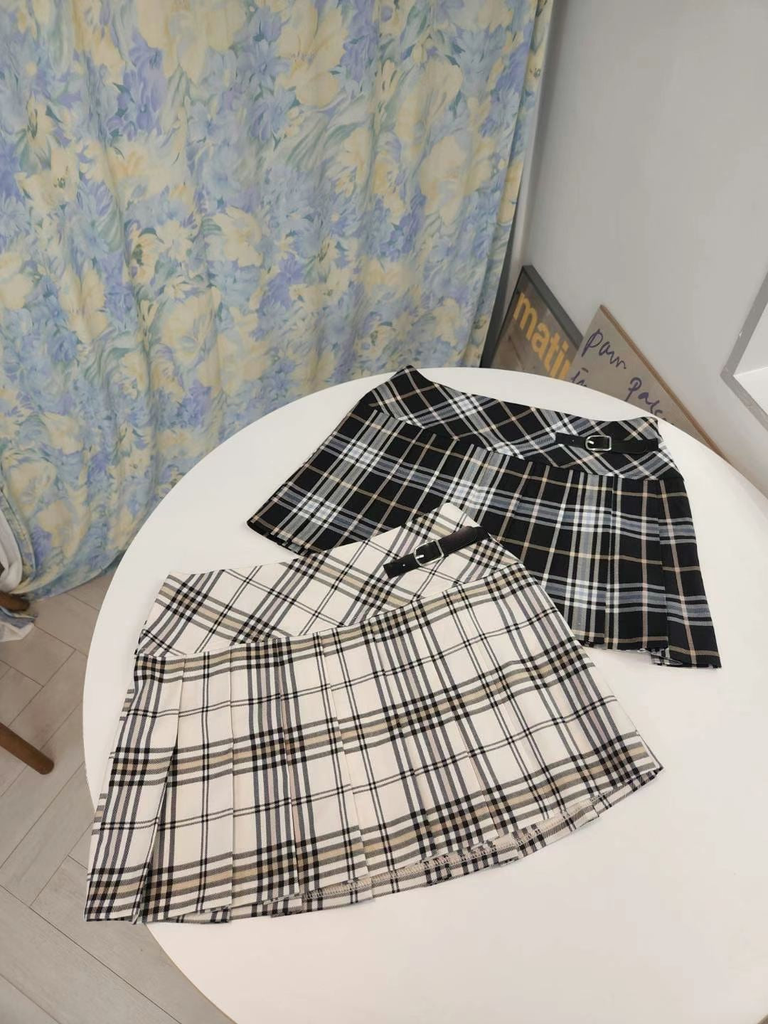 Schooling Buckle Pleats Skirt