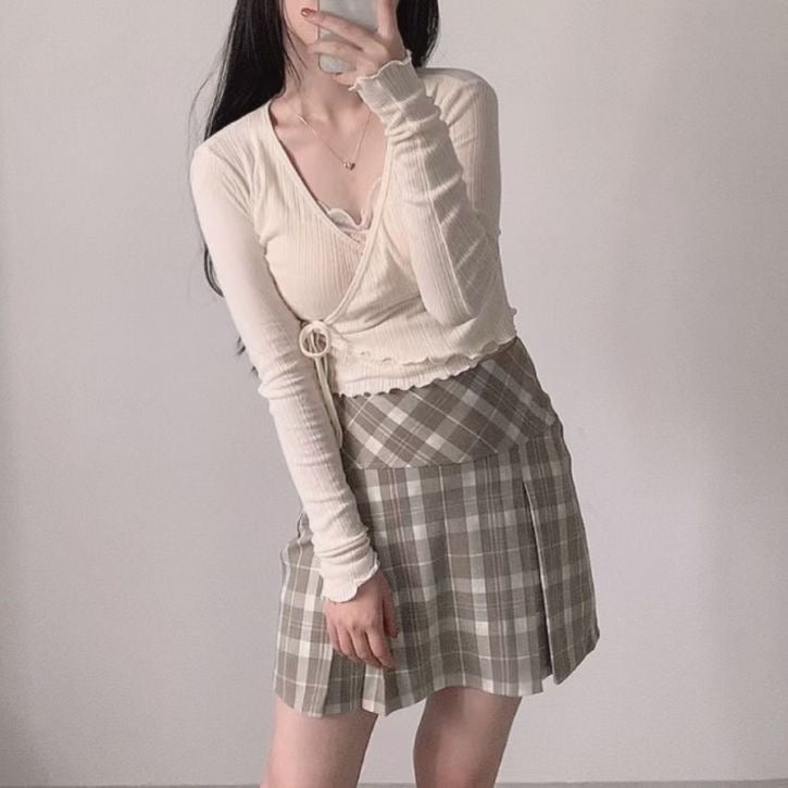 百搭格紋短裙