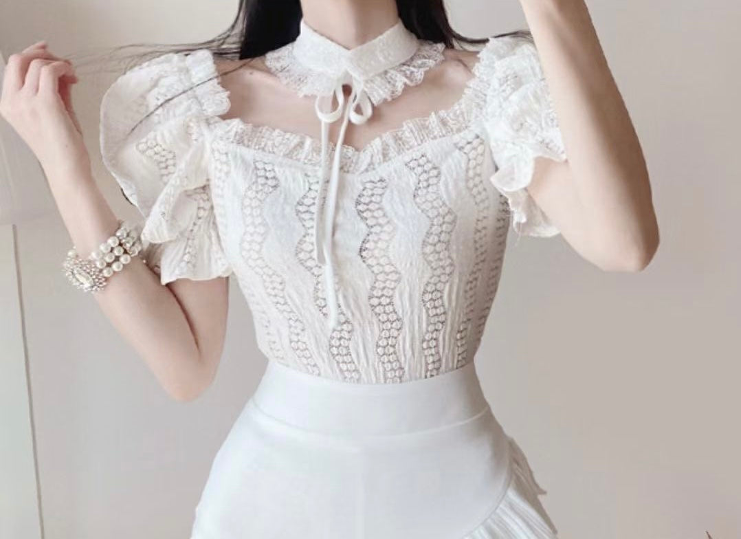 Delicate Princess Blouse