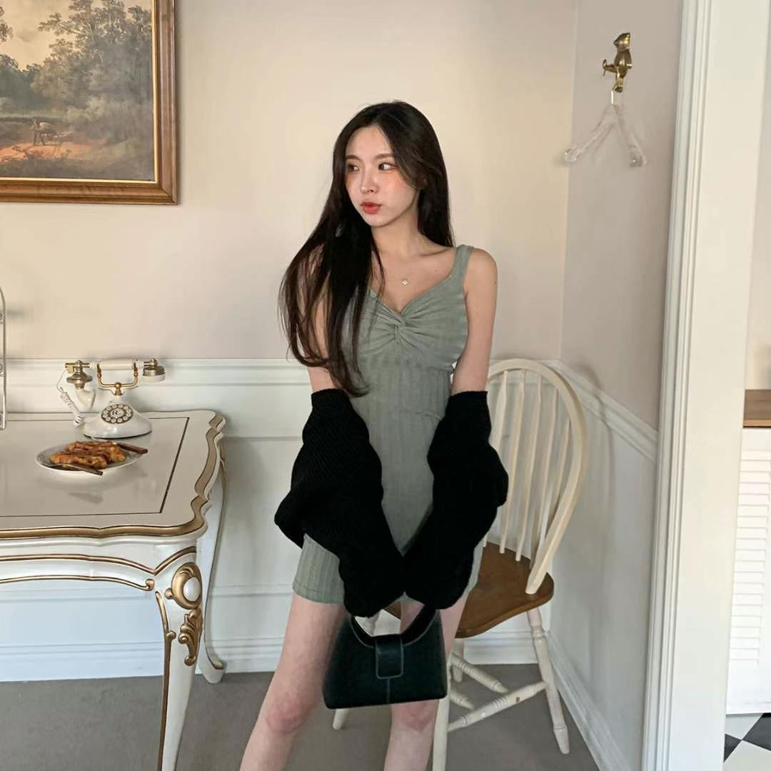 扭結蝴蝶結針織連身裙