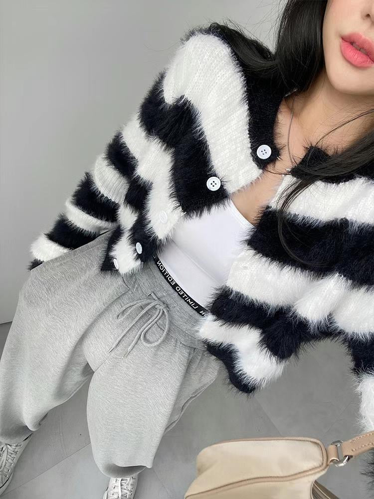 橫間紋柔軟毛毛Cardigans