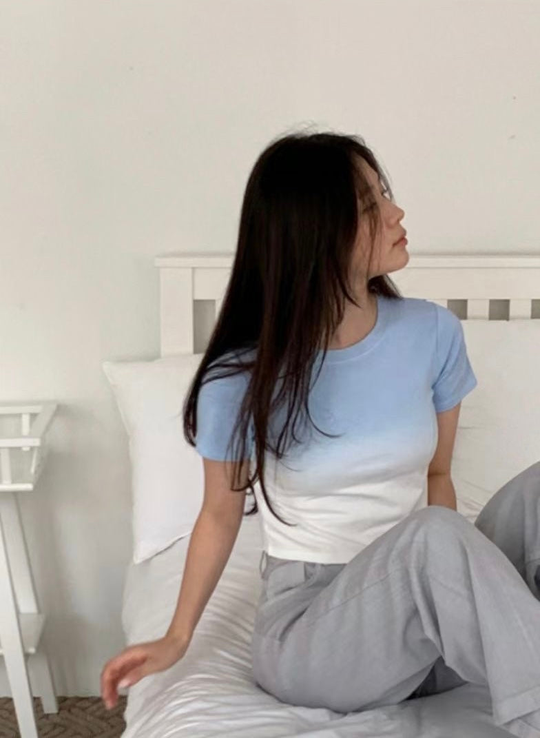 漸變色Crop Tee