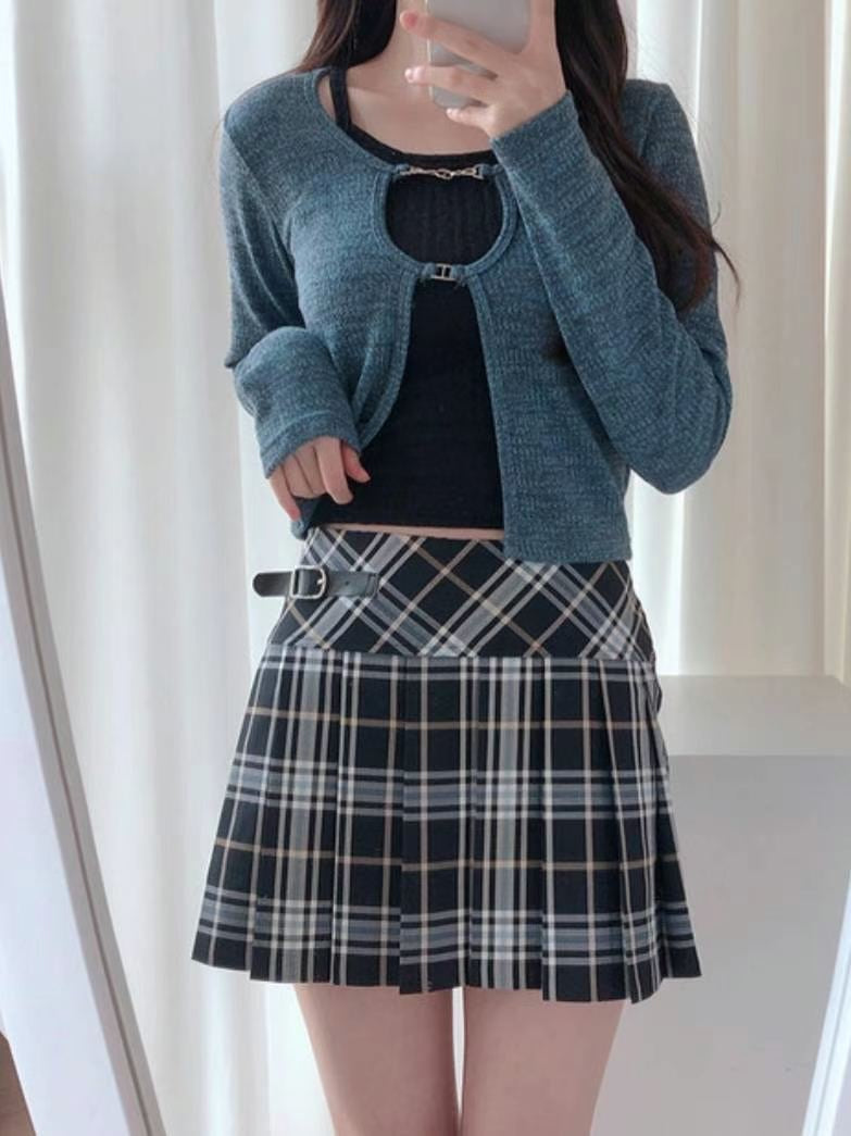Schooling Buckle Pleats Skirt