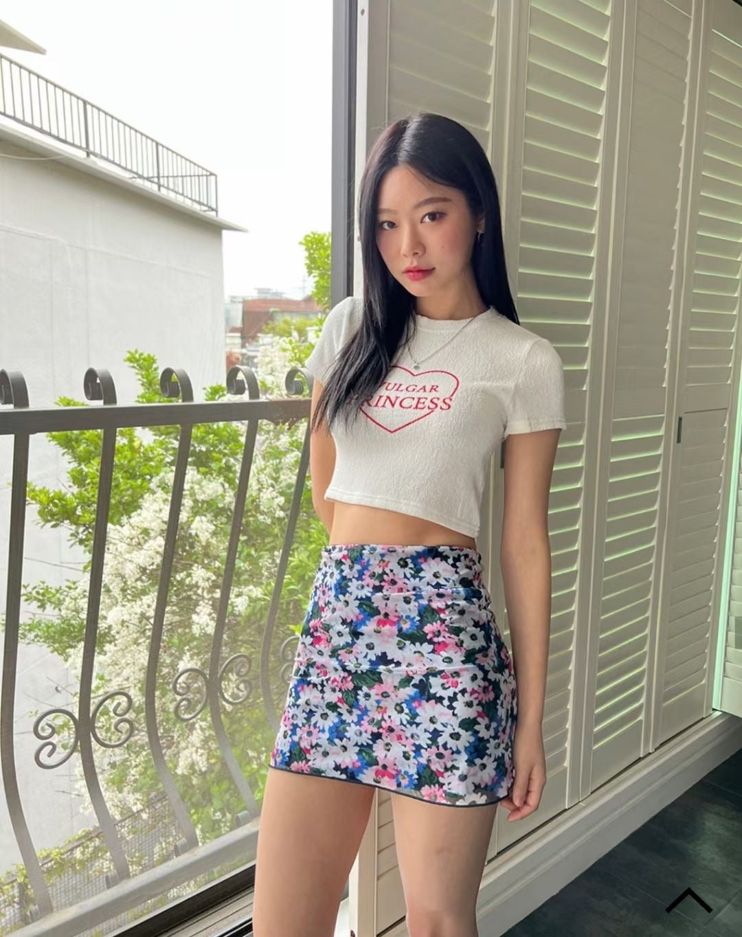 Vulgar Princess Crop T