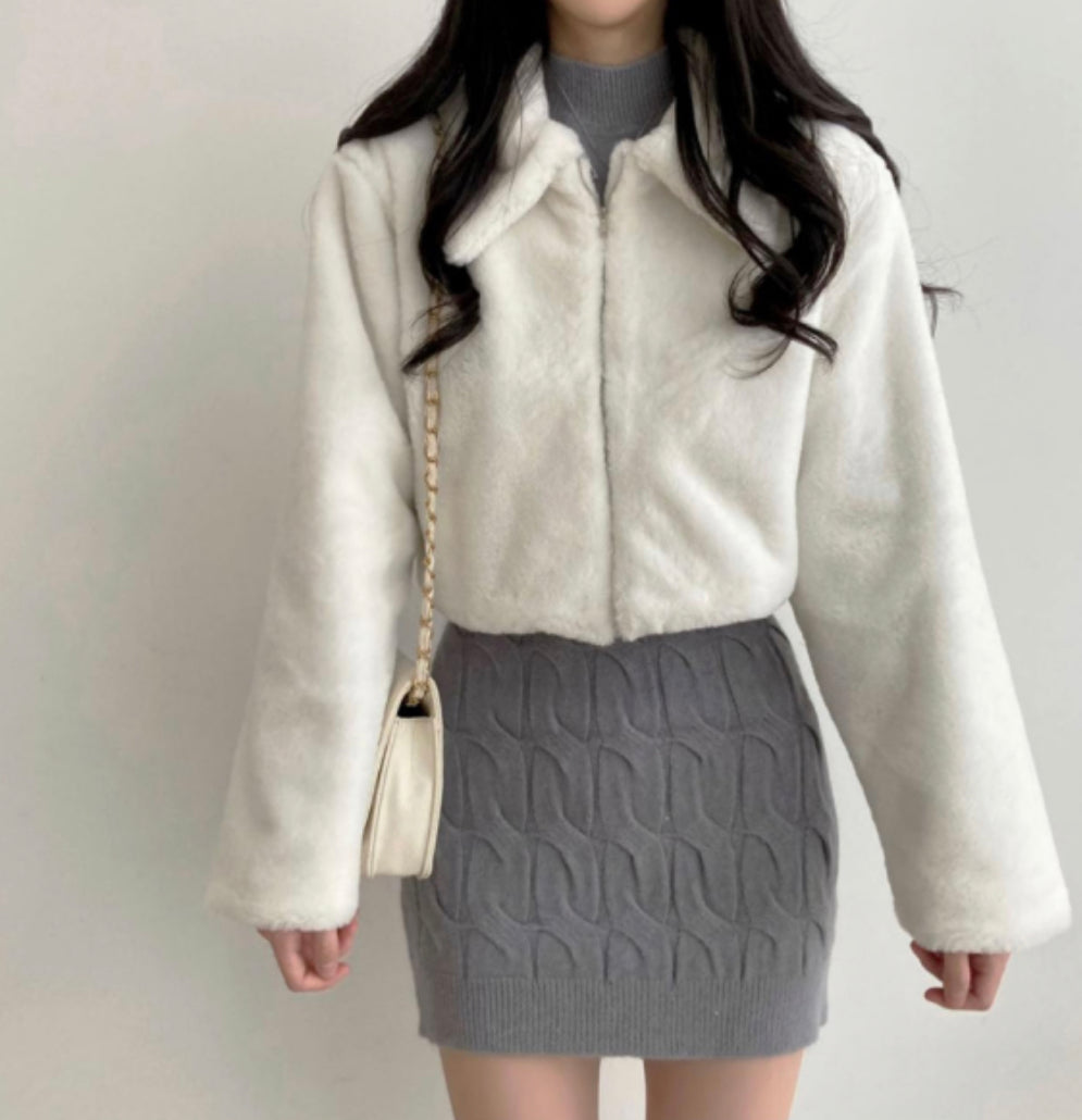 翻領小雪貂滑毛拉鍊外套