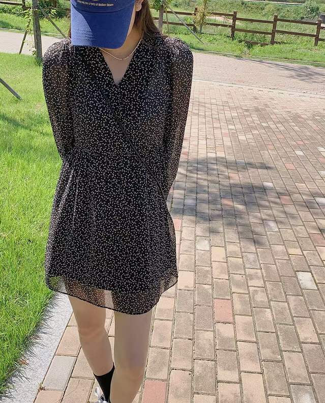 V neck Mini Floral Dress