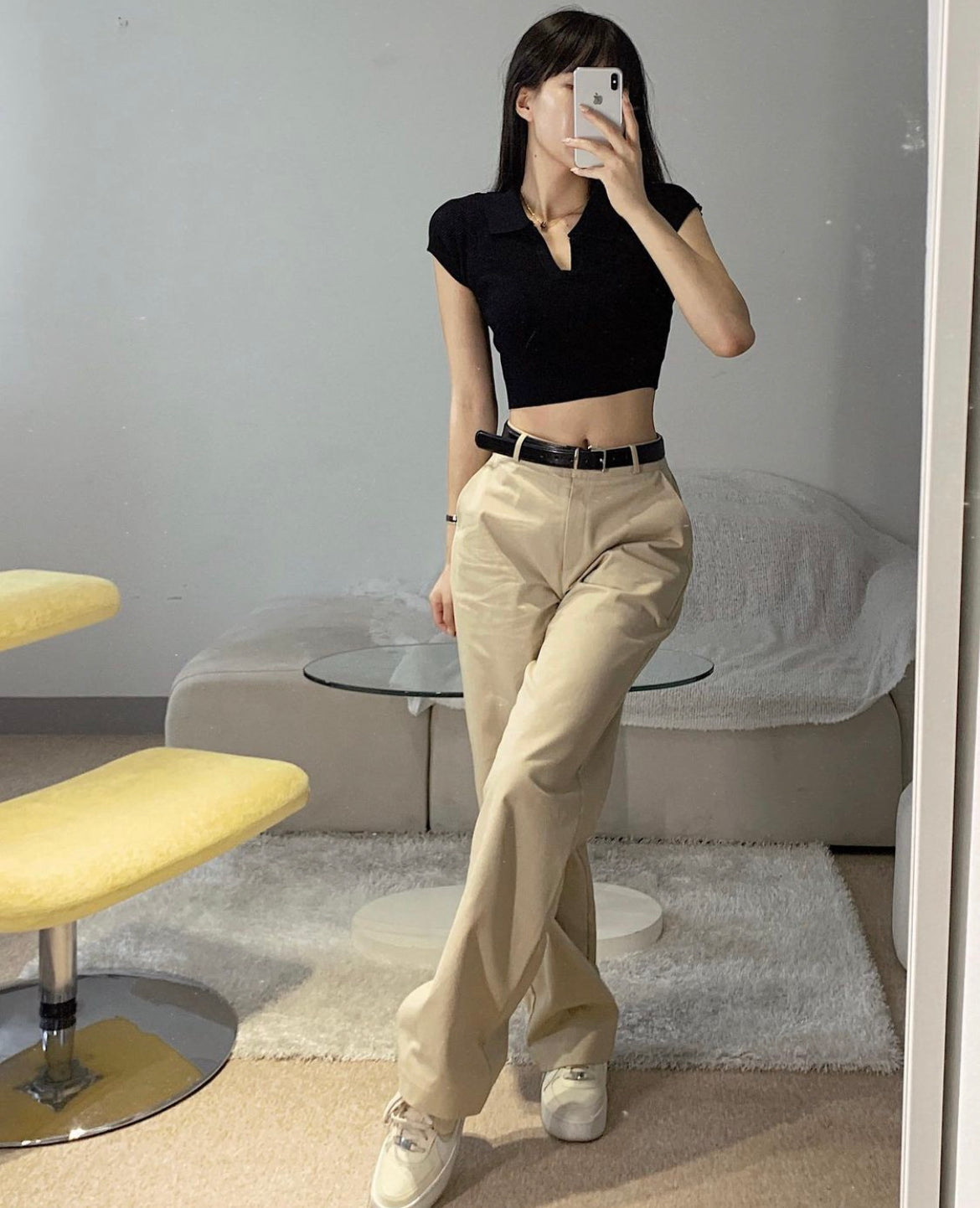 翻V領坑紋針織Crop Top