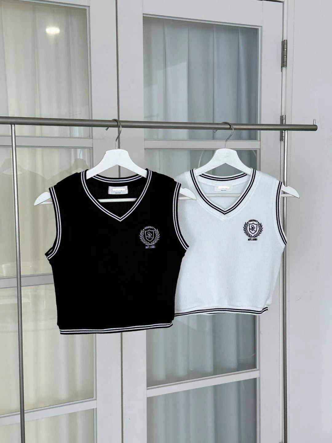 Korean Schooling Vest