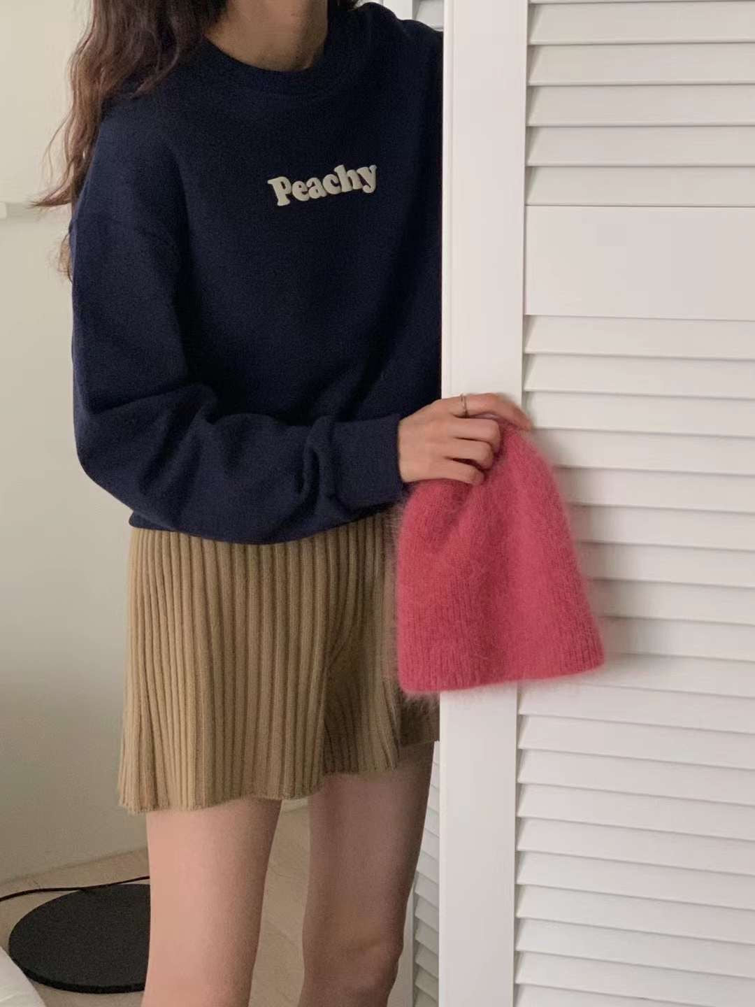 Peachy Sweatshirt