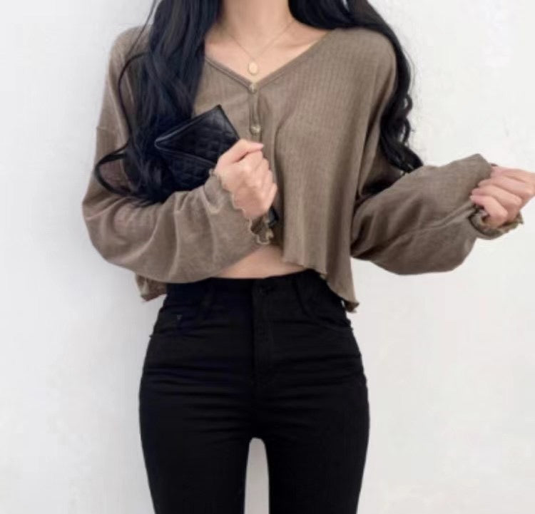 純棉木耳邊鈕扣Crop Top