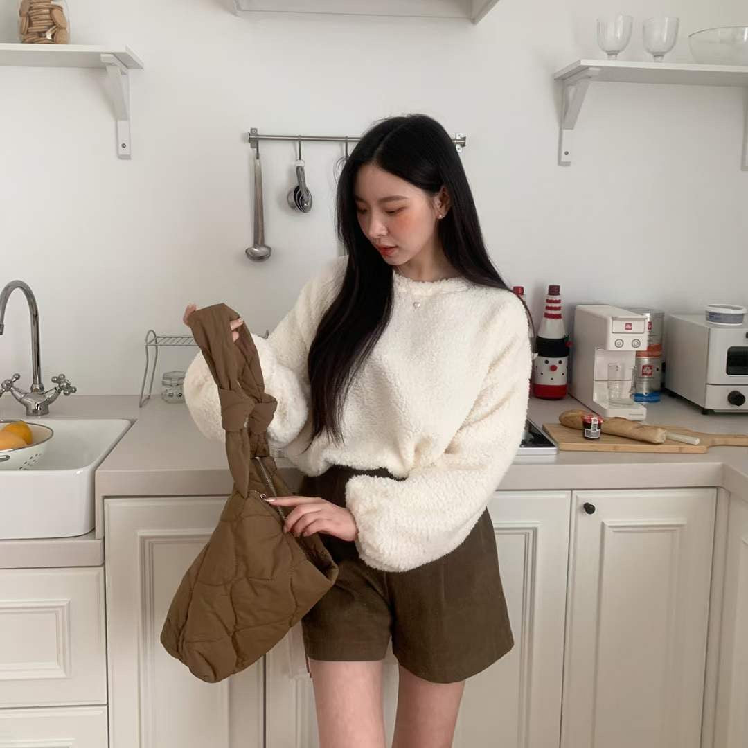 可愛純色圓領毛毛衛衣