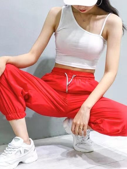 單肩幼帶短版小背心