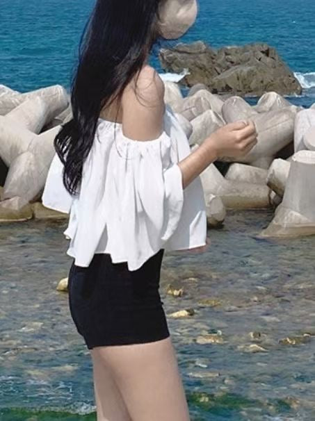 溫柔仙氣一字膊掛鍊Blouse