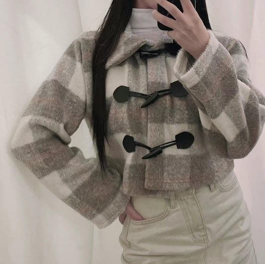 CP值外套!! 少女格仔牛角毛呢外套