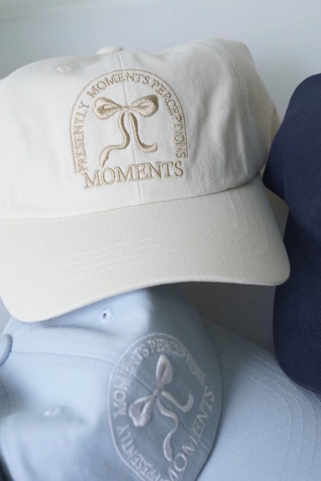 Ribbon Moment Cap