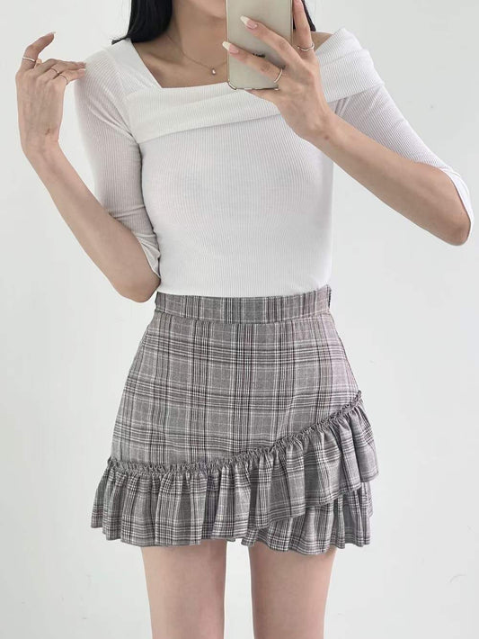 斜切荷葉邊格紋短裙