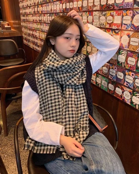 White&Black Checked Scarf