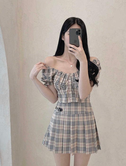 英倫風復古格紋Top